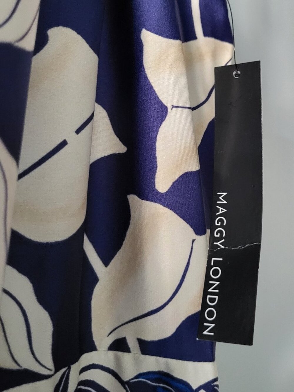 Maggy London Blue and Cream Unity Maxi Dress Size 12 - Picture 7 of 8